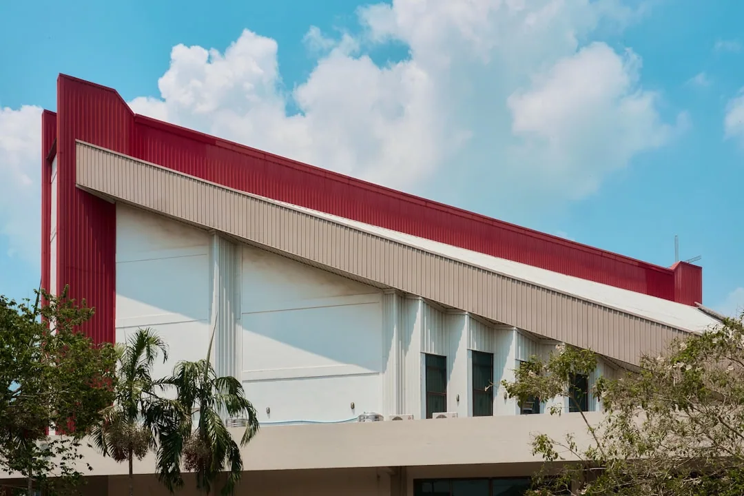 Manufacturing facility roofing in Visalia, CA